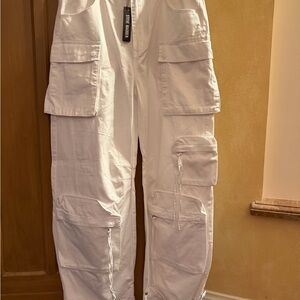 Steve Madden  White denim cotton Duo  Cargo Pants BNWT !! Size Large